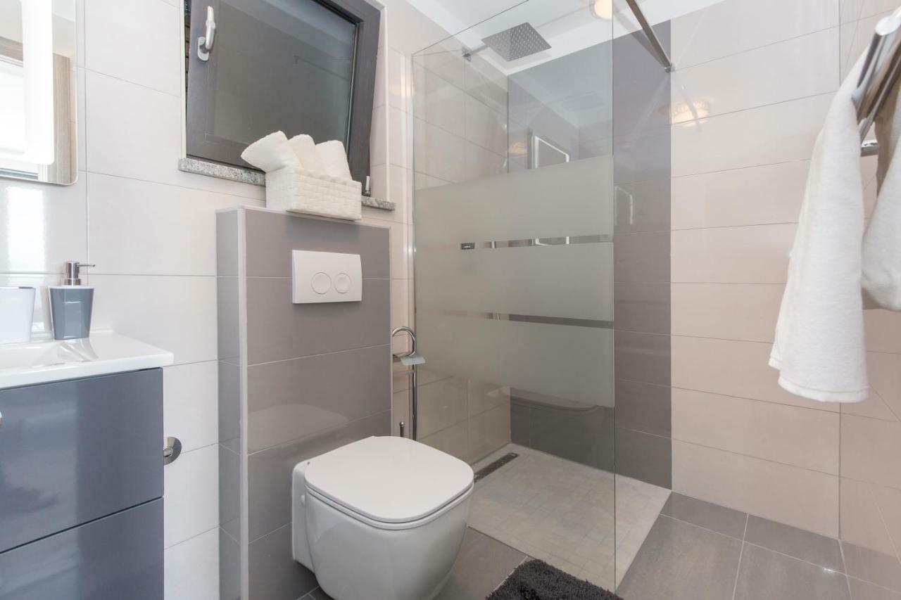 Maris Villa Drenje  Buitenkant foto