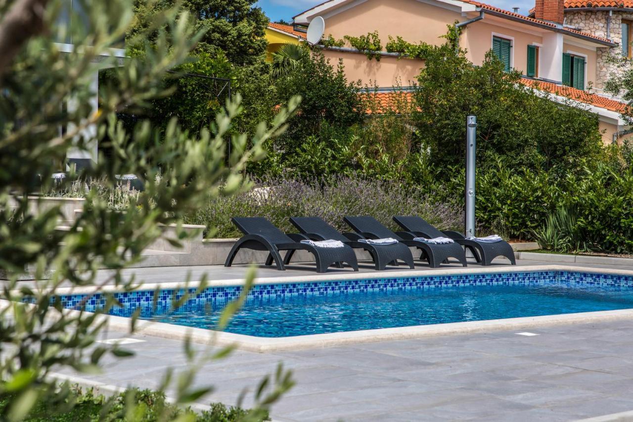 Maris Villa Drenje  Buitenkant foto